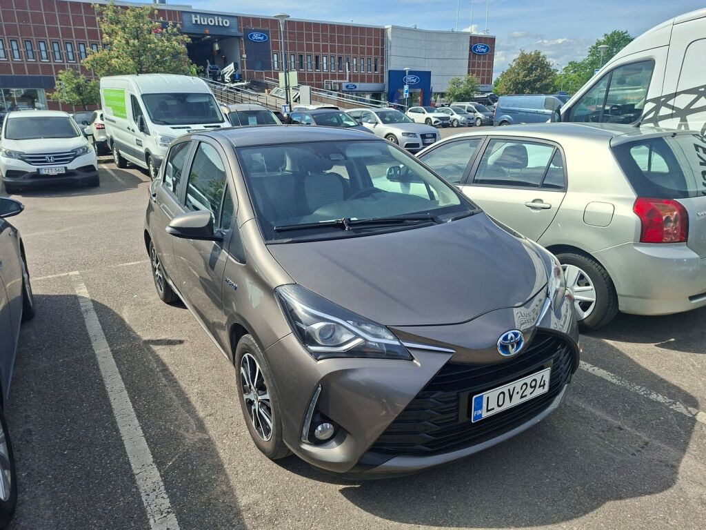 Toyota Yaris 2019 Harmaa