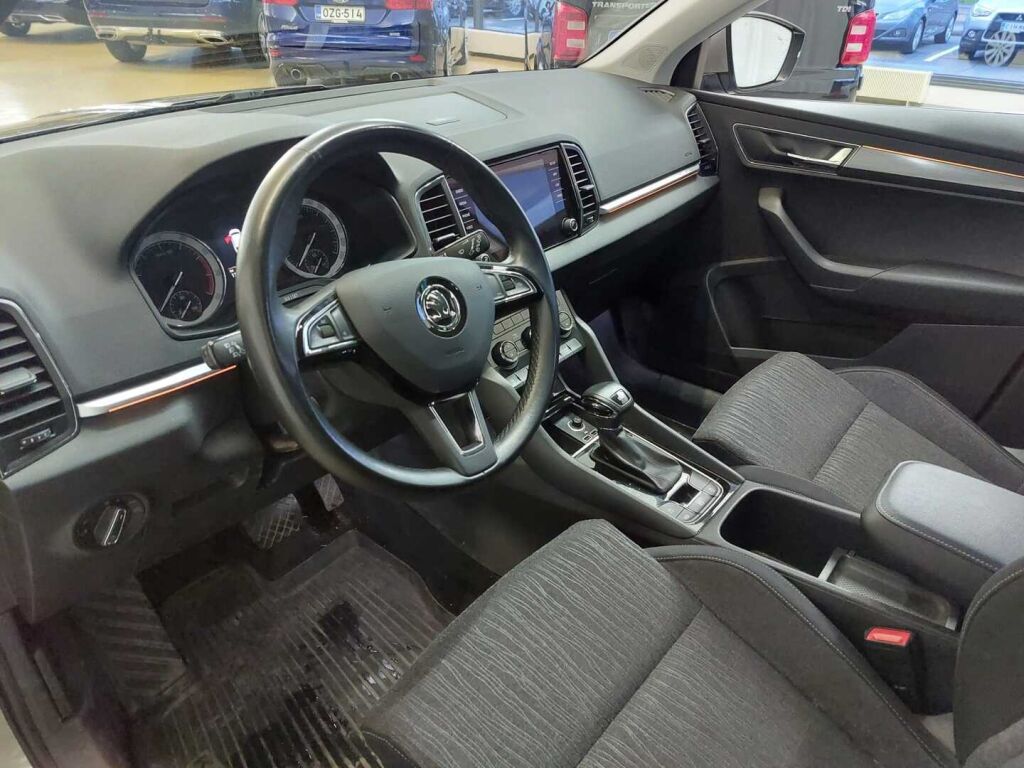 Skoda Karoq 2019 Ruskea (beige)