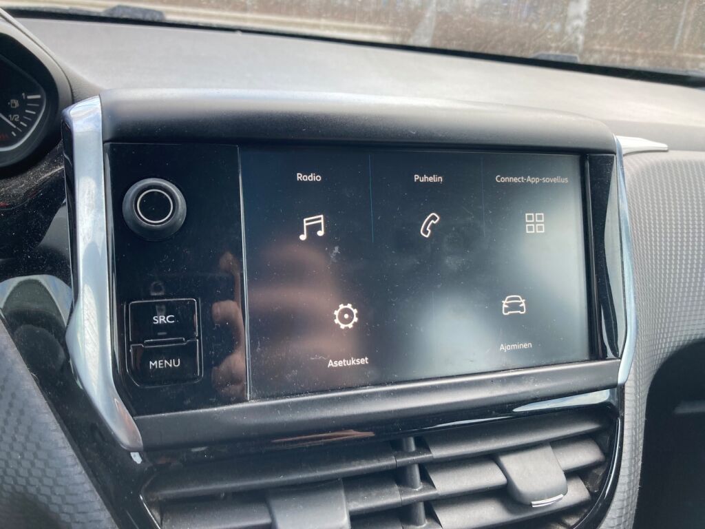 Peugeot 2008 2018 Metallinhohto Harmaa