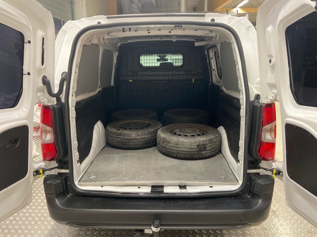 Opel Combo 2019 Valkoinen