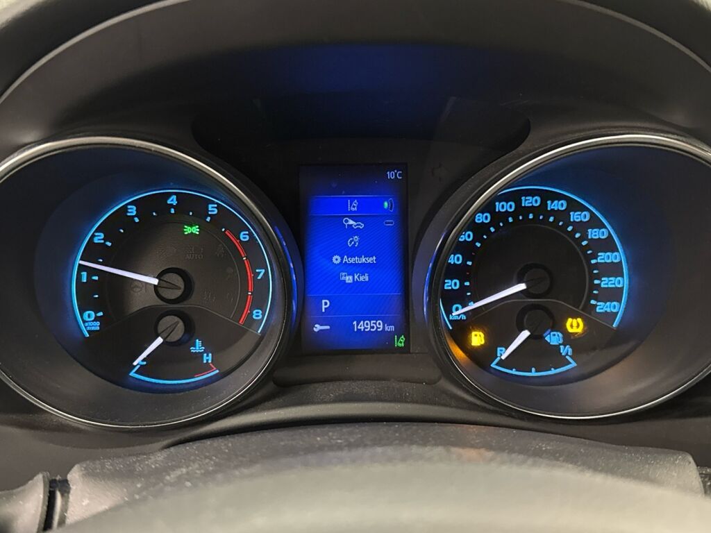 Toyota Auris 2018 Valkoinen