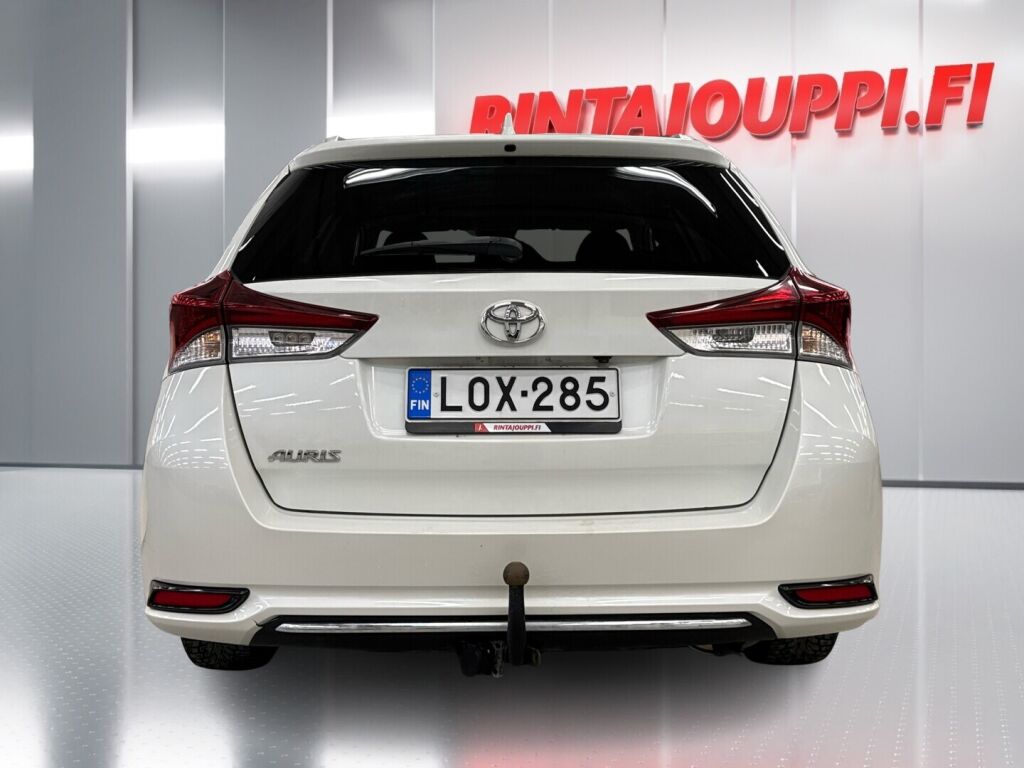Toyota Auris 2018 Valkoinen