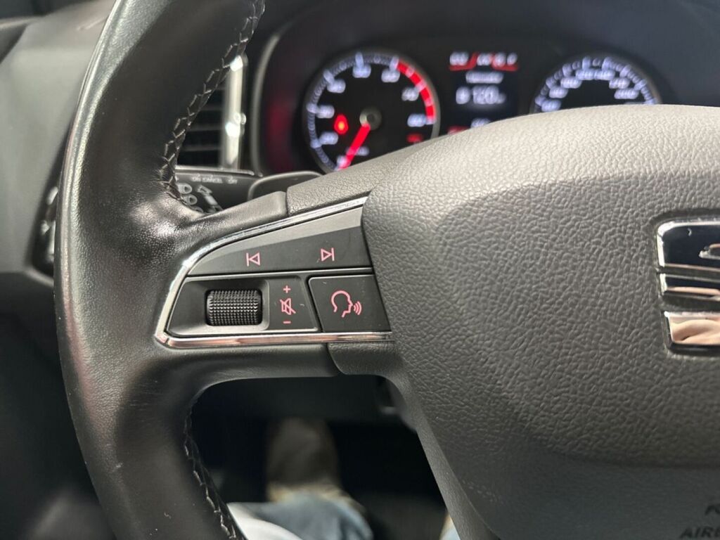 Seat Ateca 2019 Musta