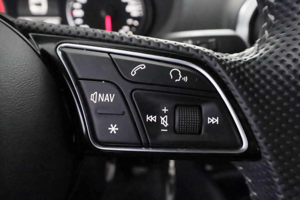 Audi A3 2019 Valkoinen