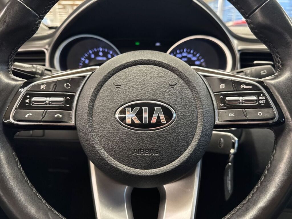 Kia Ceed 2019 Sininen