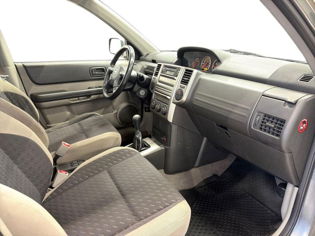 Nissan X-Trail 2007 Harmaa