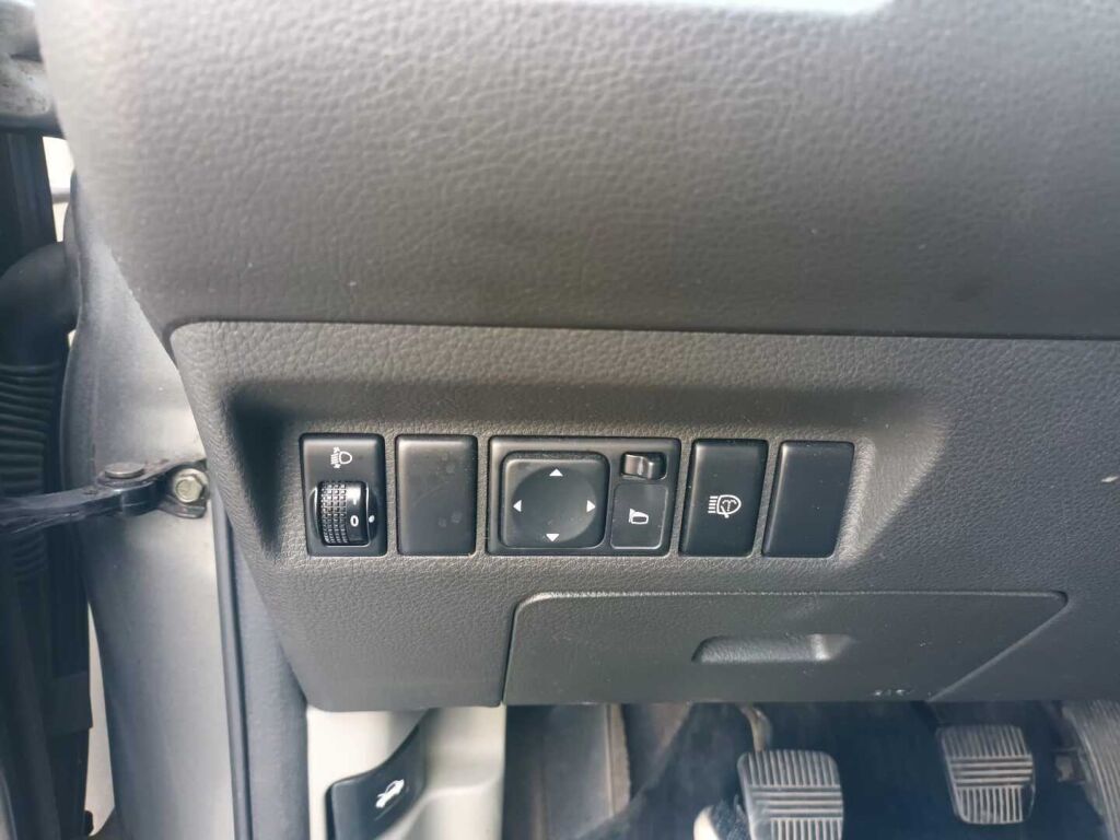Nissan X-Trail 2007 Harmaa