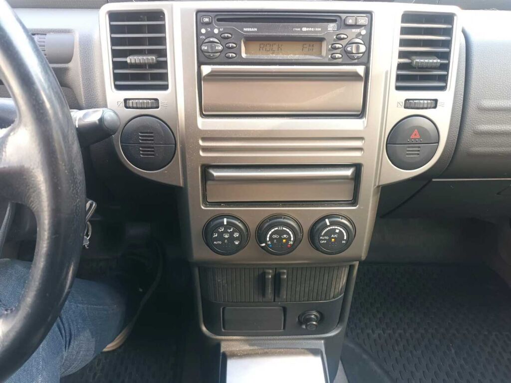 Nissan X-Trail 2007 Harmaa