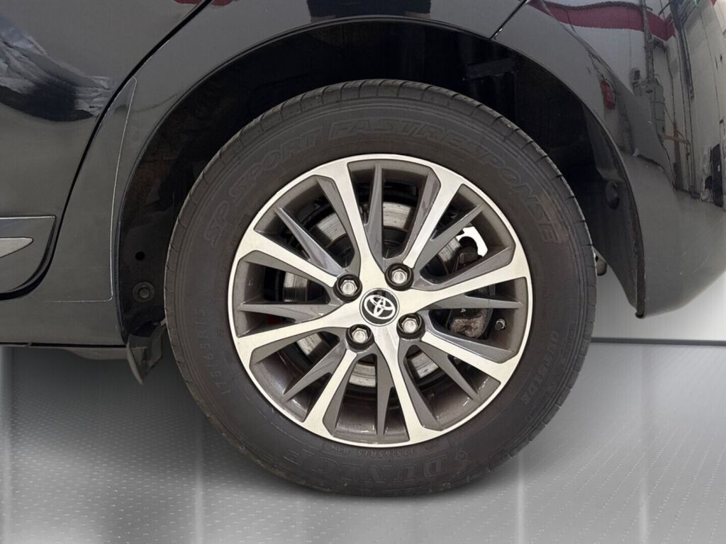 Toyota Yaris 2020 Musta