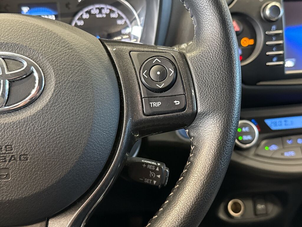 Toyota Yaris 2020 Valkoinen