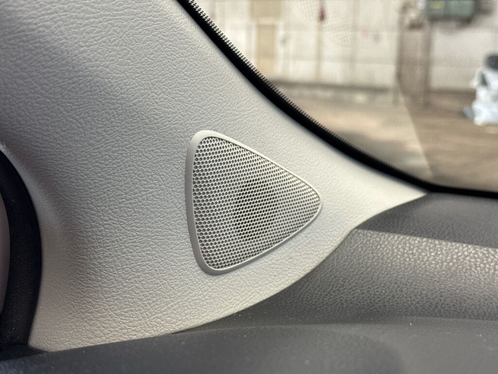 Toyota Yaris 2020 Valkoinen