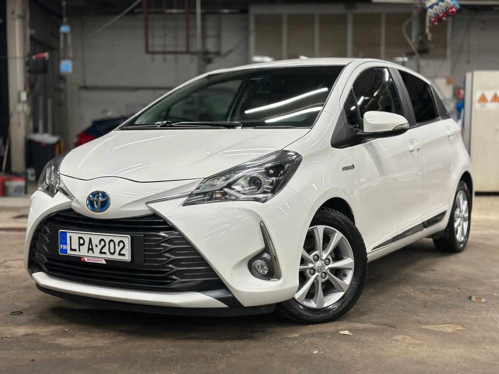 Toyota Yaris 2020 Valkoinen