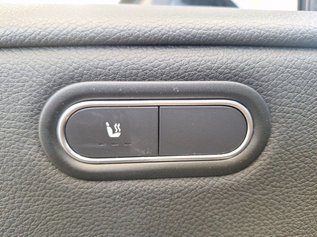 Mercedes-Benz A 2020 Musta