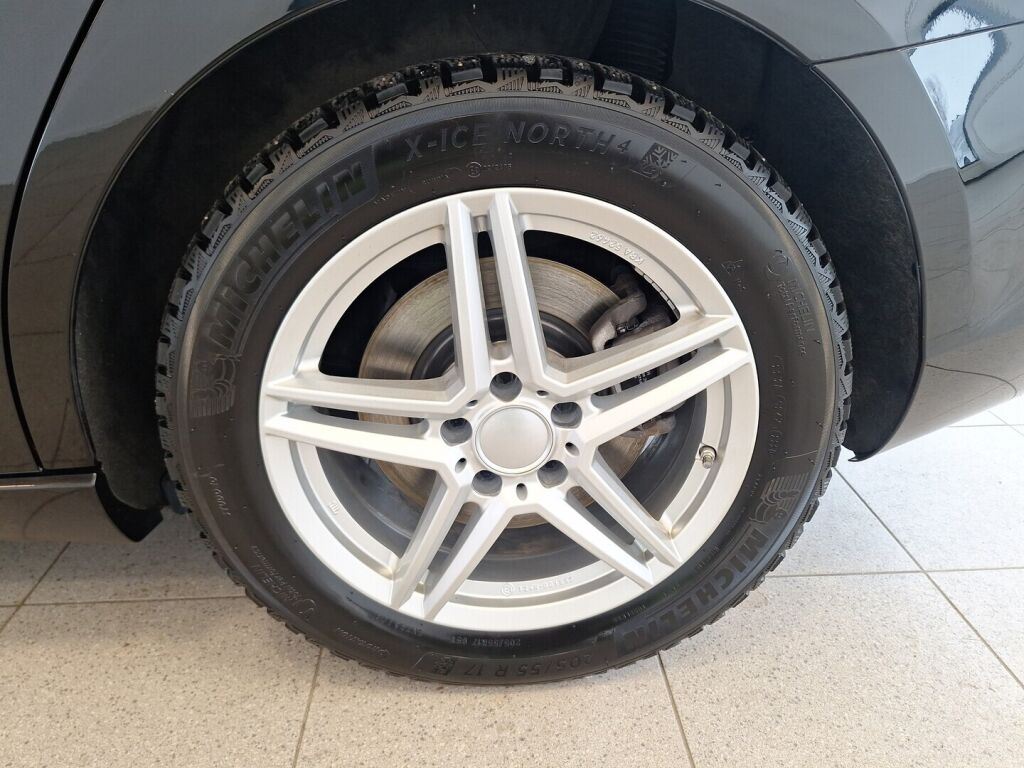 Mercedes-Benz A 2020 Musta