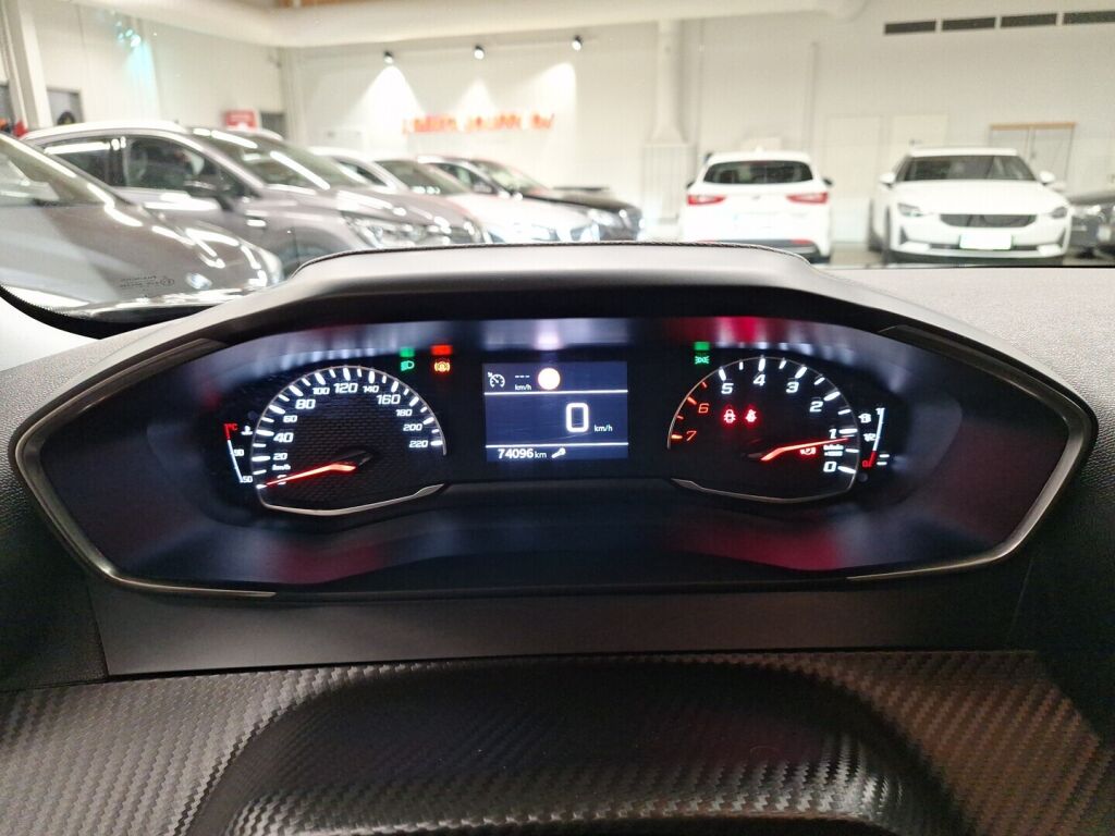 Peugeot 2008 2020 Harmaa