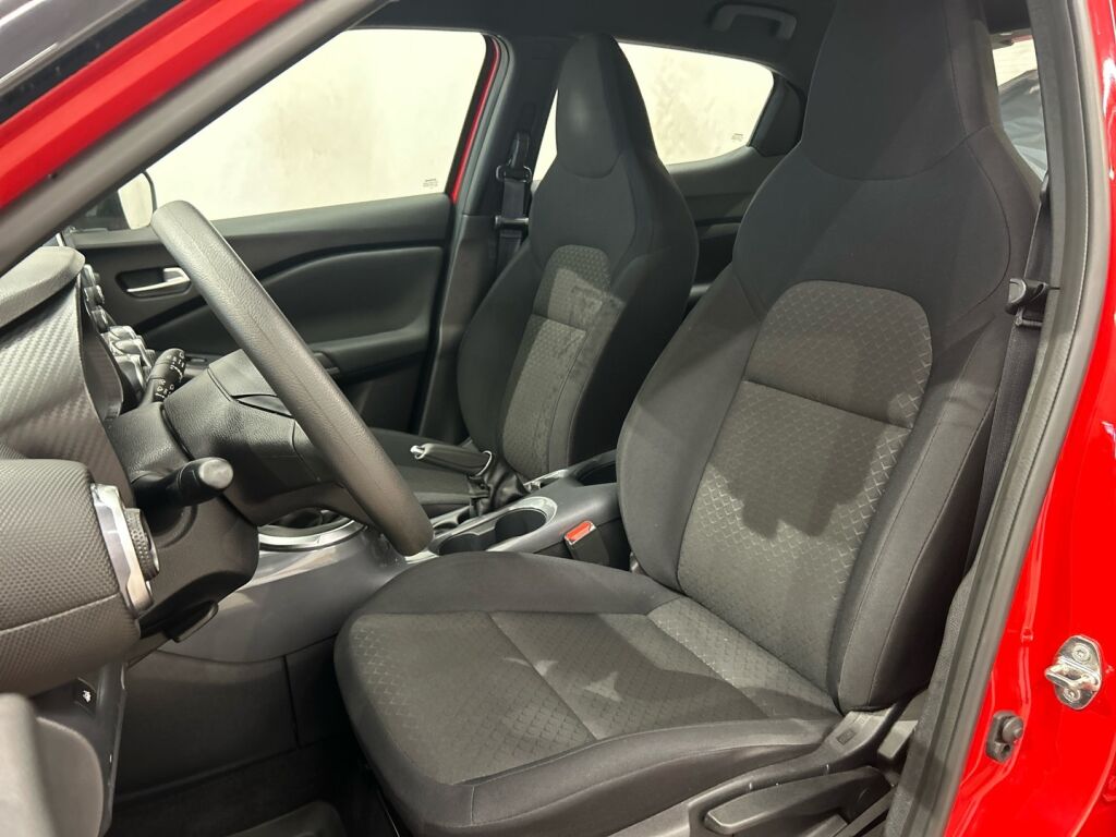 Nissan Juke 2021 Punainen