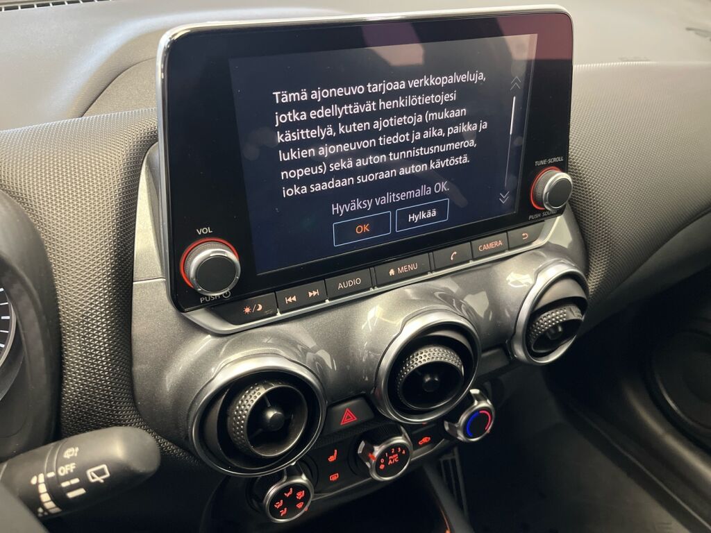 Nissan Juke 2021 Punainen