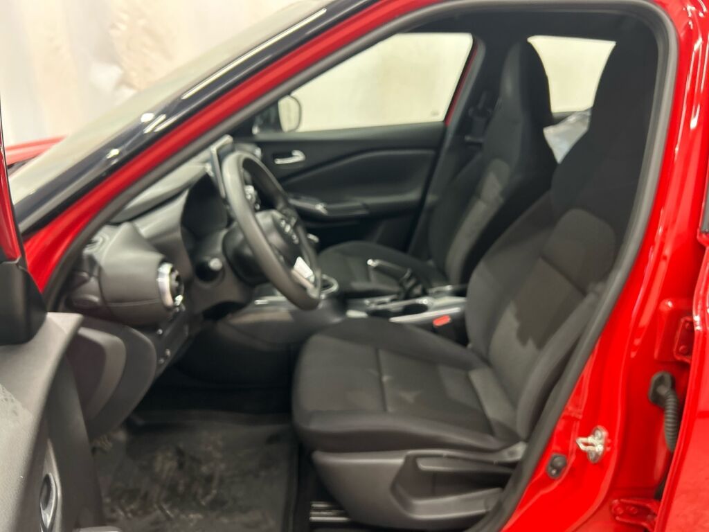 Nissan Juke 2021 Punainen