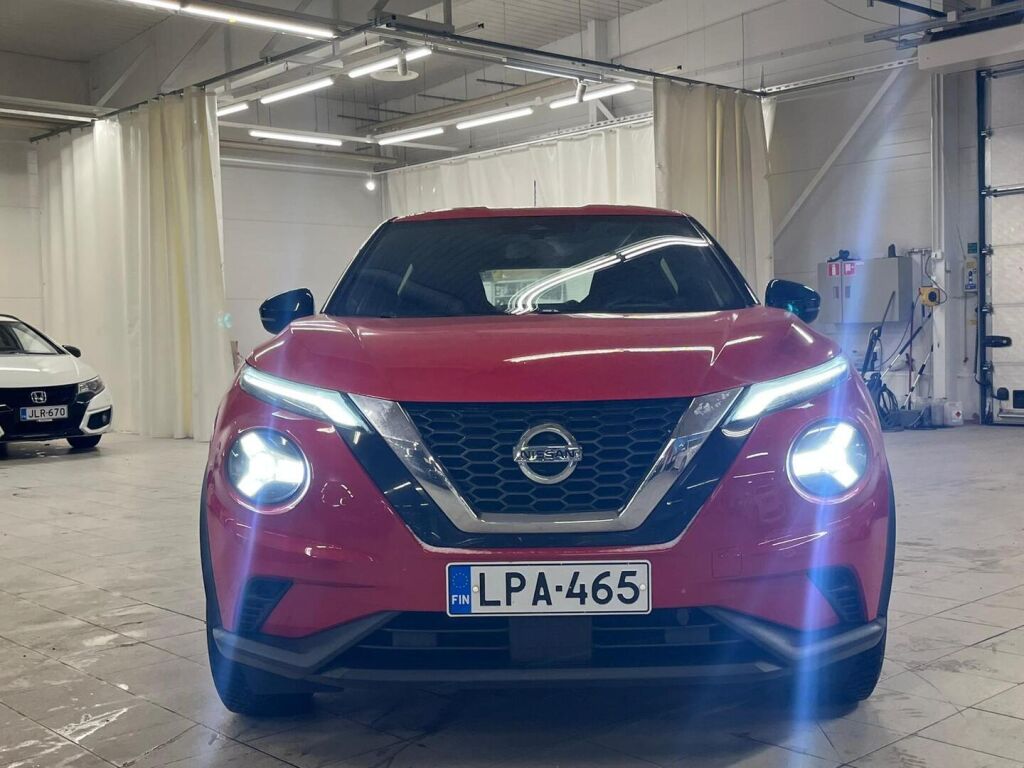 Nissan Juke 2021 Punainen