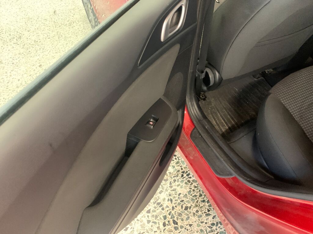 Kia Ceed 2020 Punainen