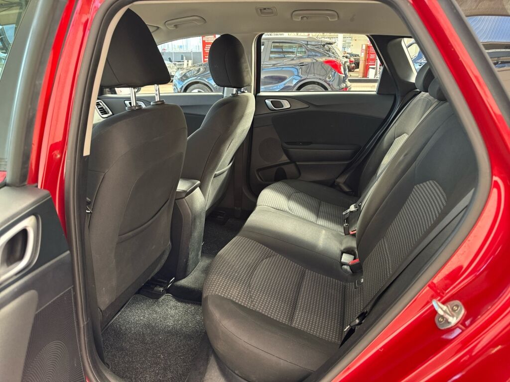 Kia Ceed 2020 Punainen