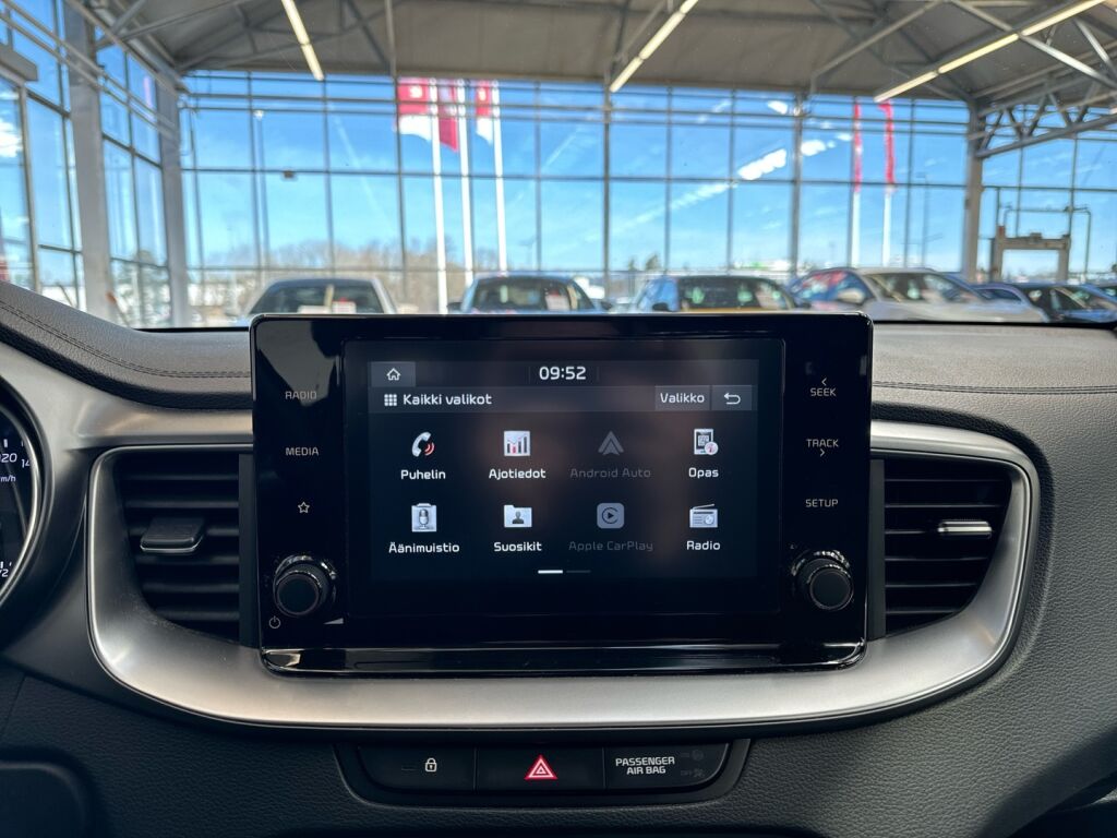 Kia Ceed 2020 Punainen