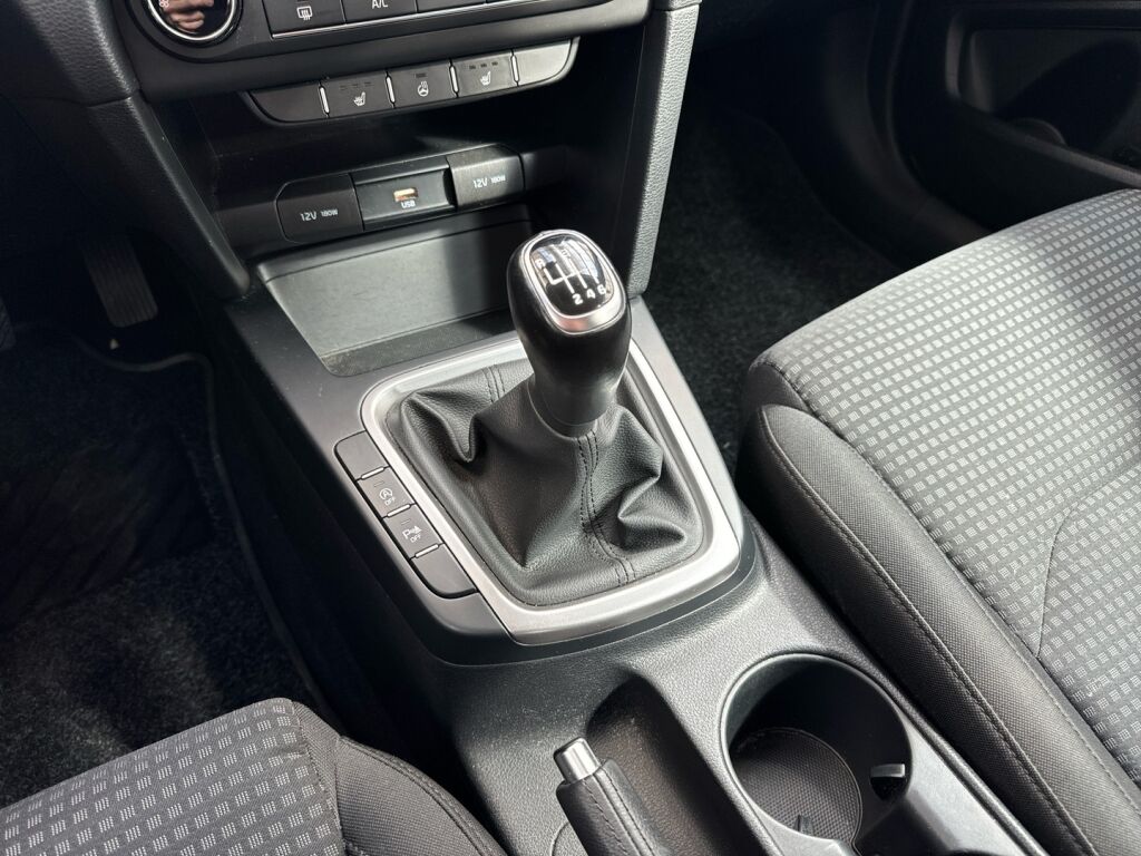 Kia Ceed 2020 Punainen