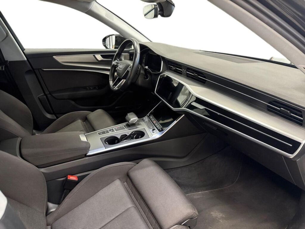 Audi A6 2021 Harmaa