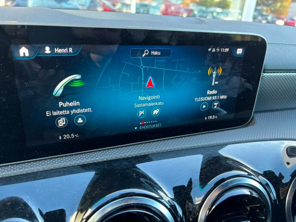 Mercedes-Benz CLA 2020 Musta