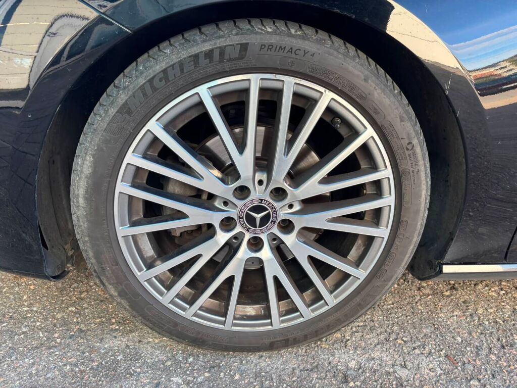 Mercedes-Benz CLA 2020 Musta
