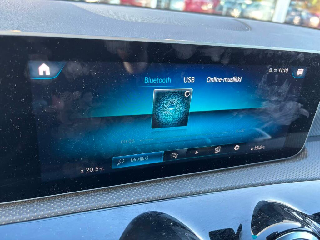 Mercedes-Benz CLA 2020 Musta