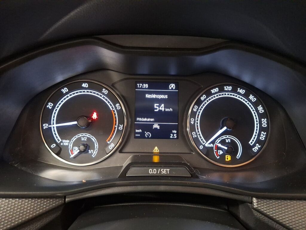 Skoda Scala 2020 Valkoinen