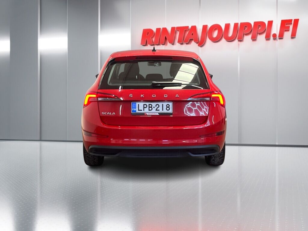 Skoda Scala 2020 Punainen