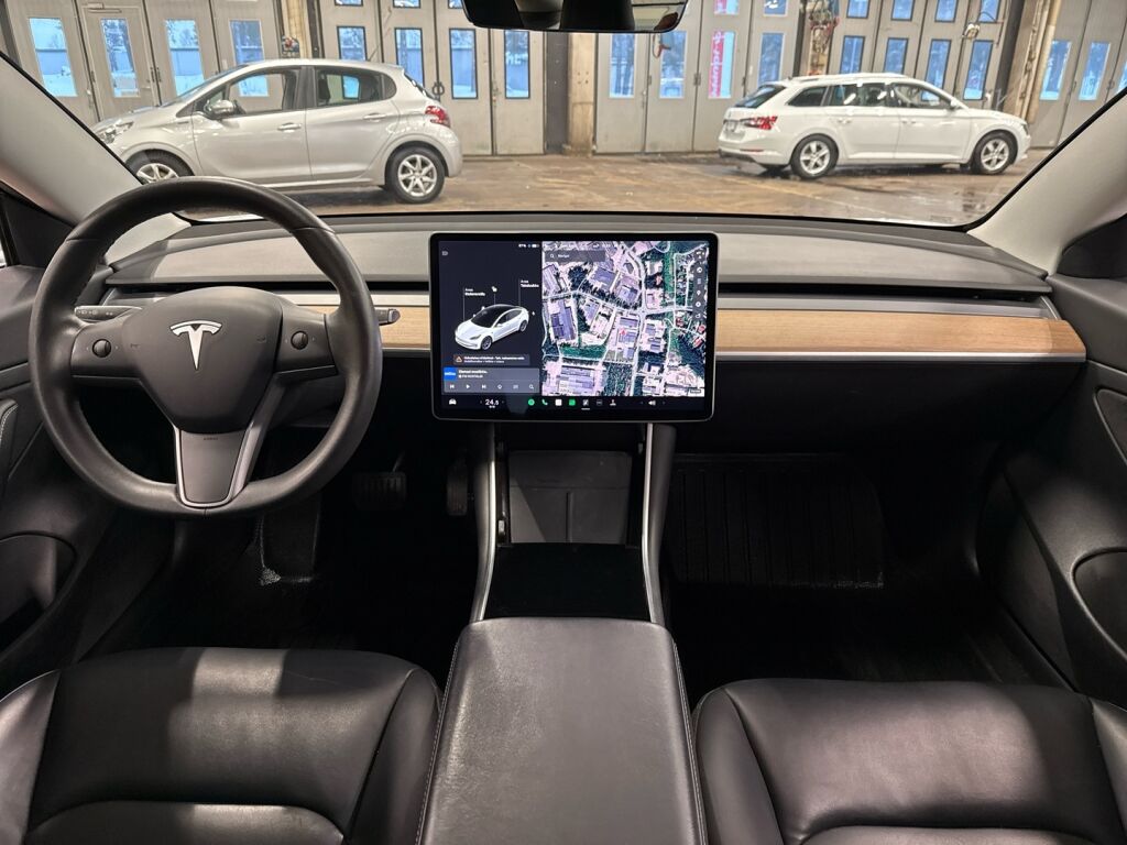Tesla Model 3 2020 Valkoinen