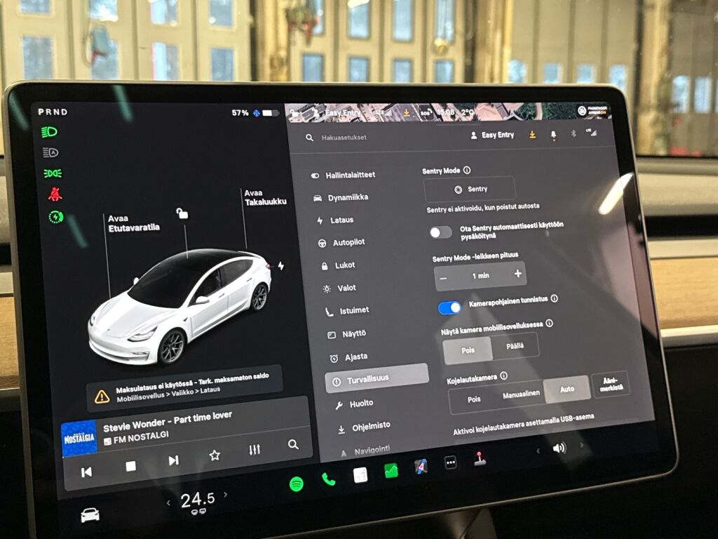 Tesla Model 3 2020 Valkoinen