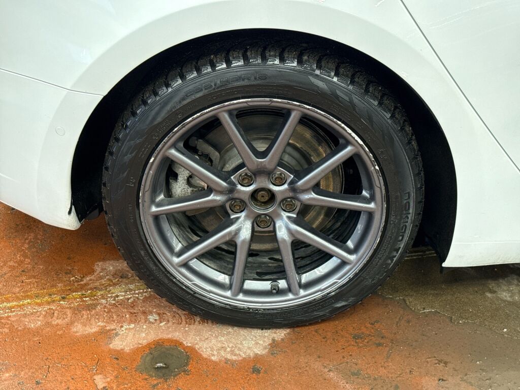 Tesla Model 3 2020 Valkoinen