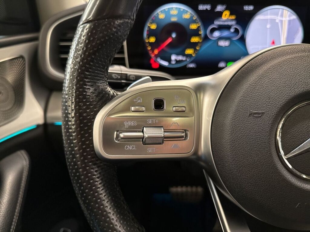Mercedes-Benz GLE 2021 Musta