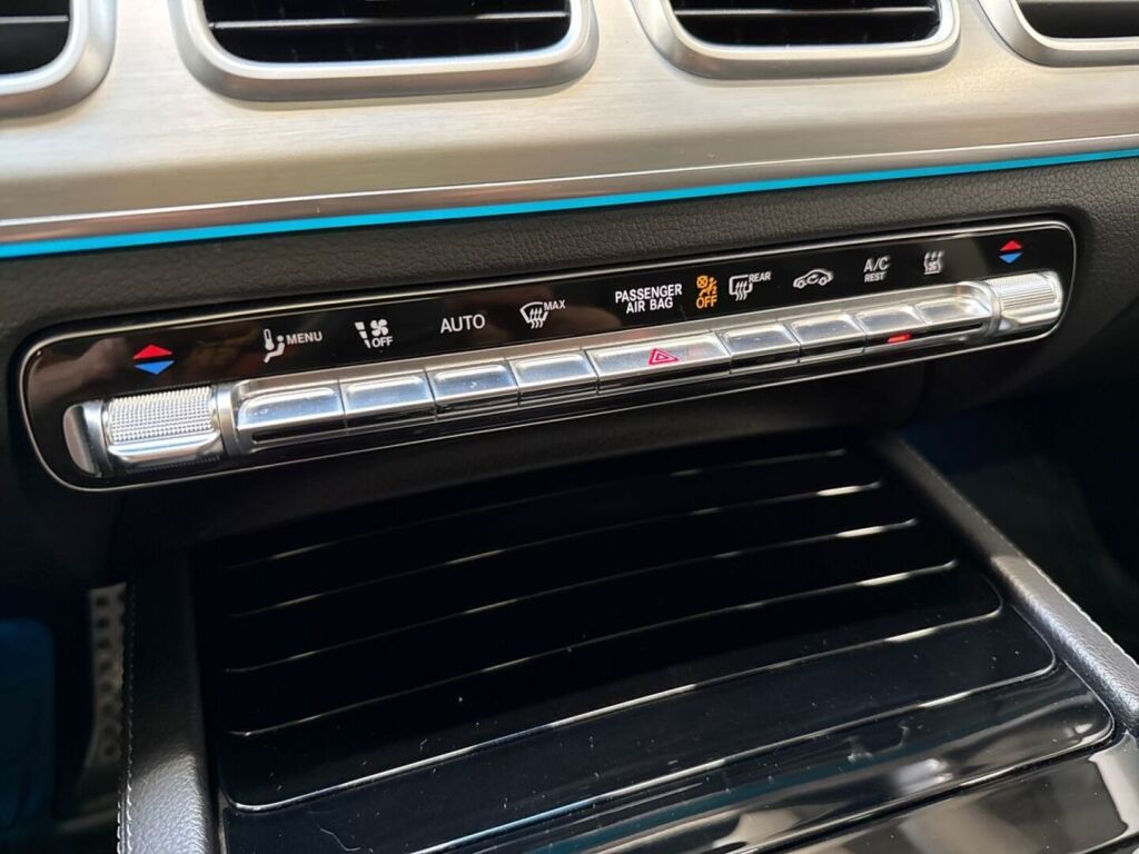 Mercedes-Benz GLE 2021 Musta