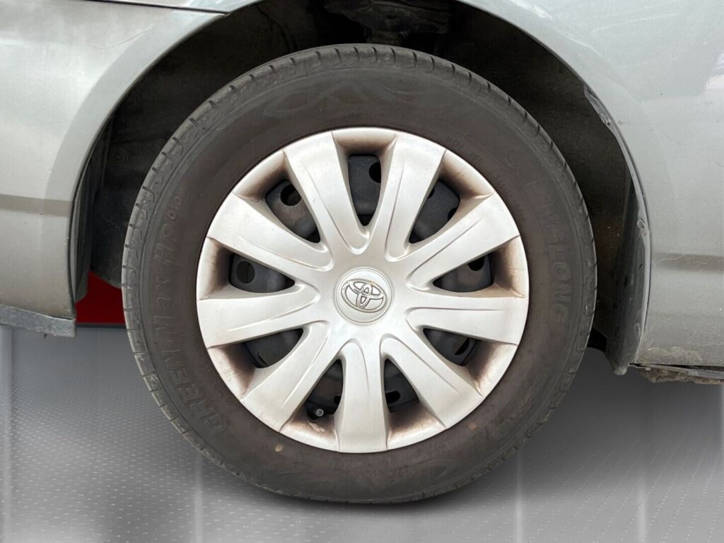 Toyota Corolla 2002 Harmaa