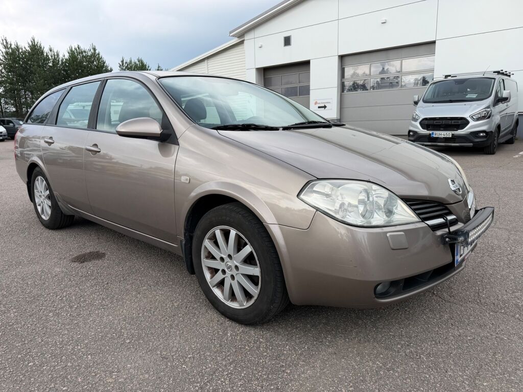 Nissan Primera 2005 Ruskea (beige)