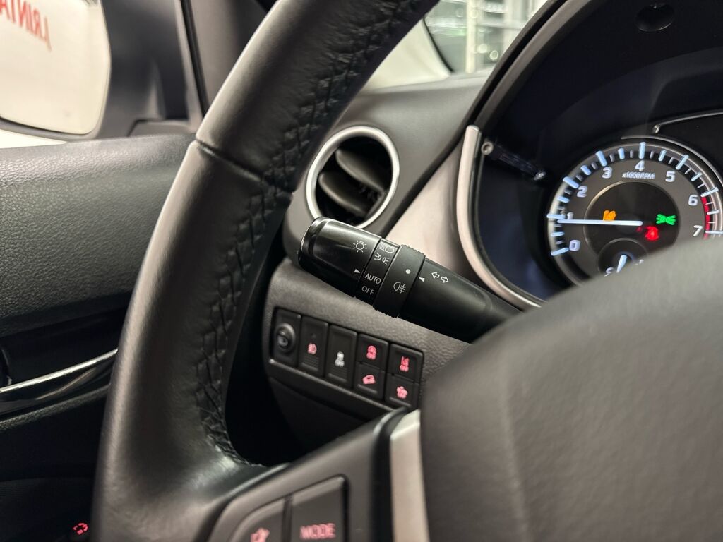 Suzuki Vitara 2021 Hopea