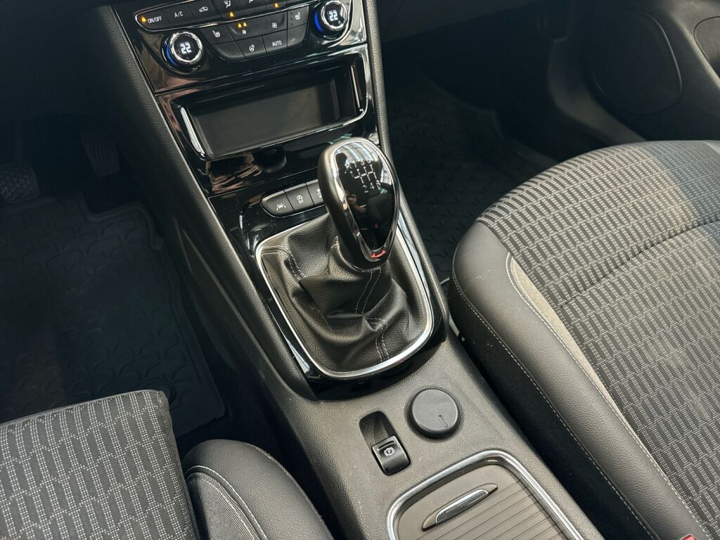 Opel Astra 2020 Sininen