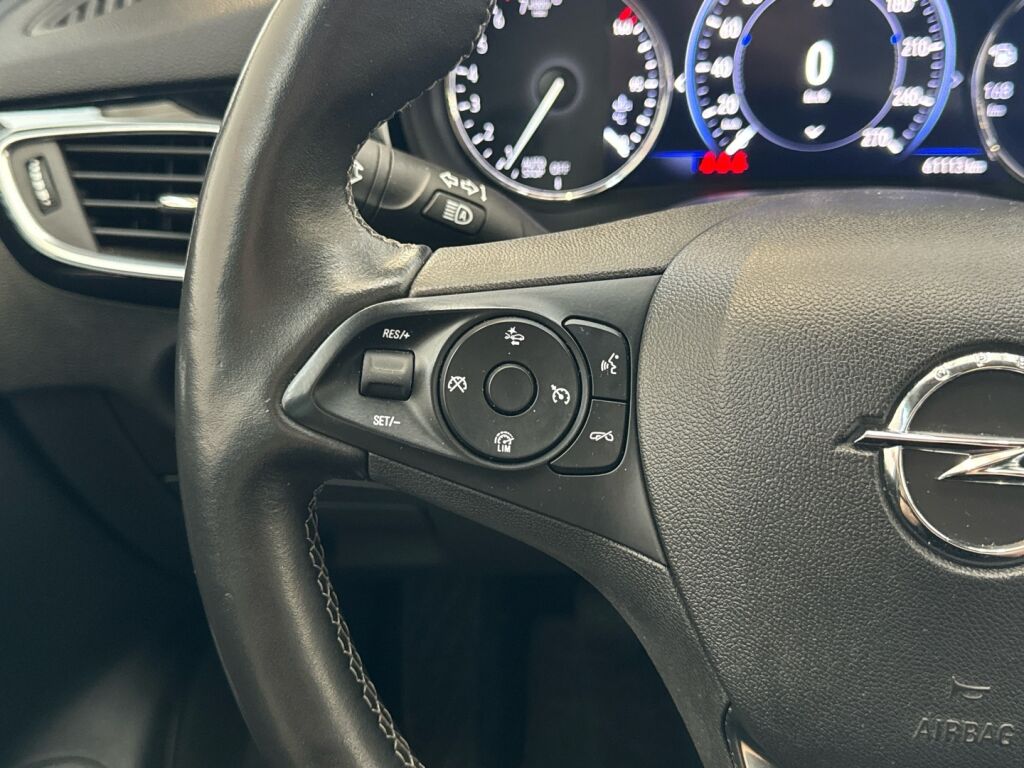 Opel Astra 2020 Sininen