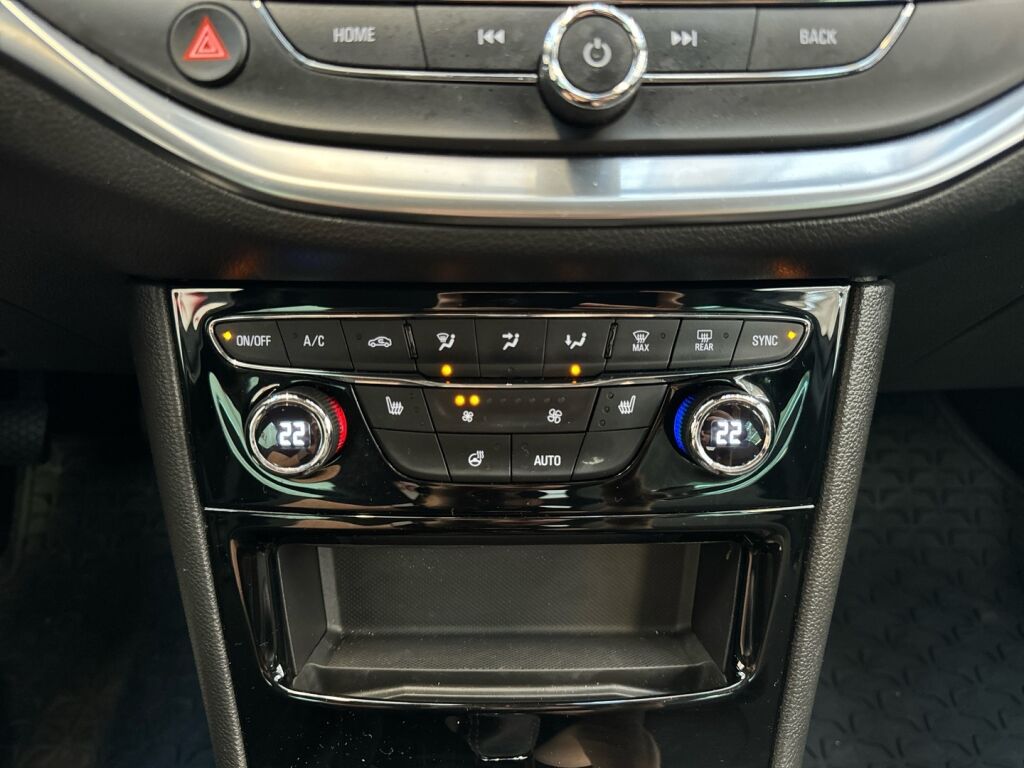 Opel Astra 2020 Sininen