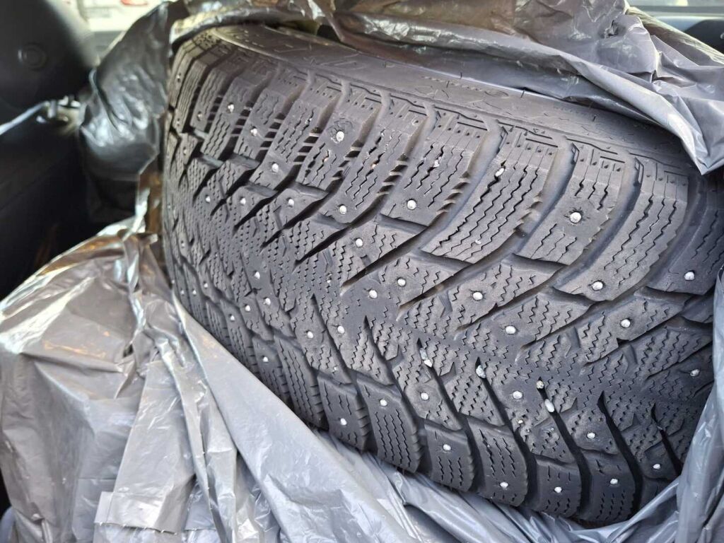 BMW 330 2018 Valkoinen