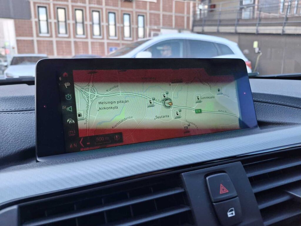 BMW 330 2018 Valkoinen