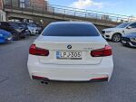 BMW 330 2018 Valkoinen