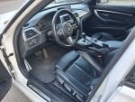 BMW 330 2018 Valkoinen