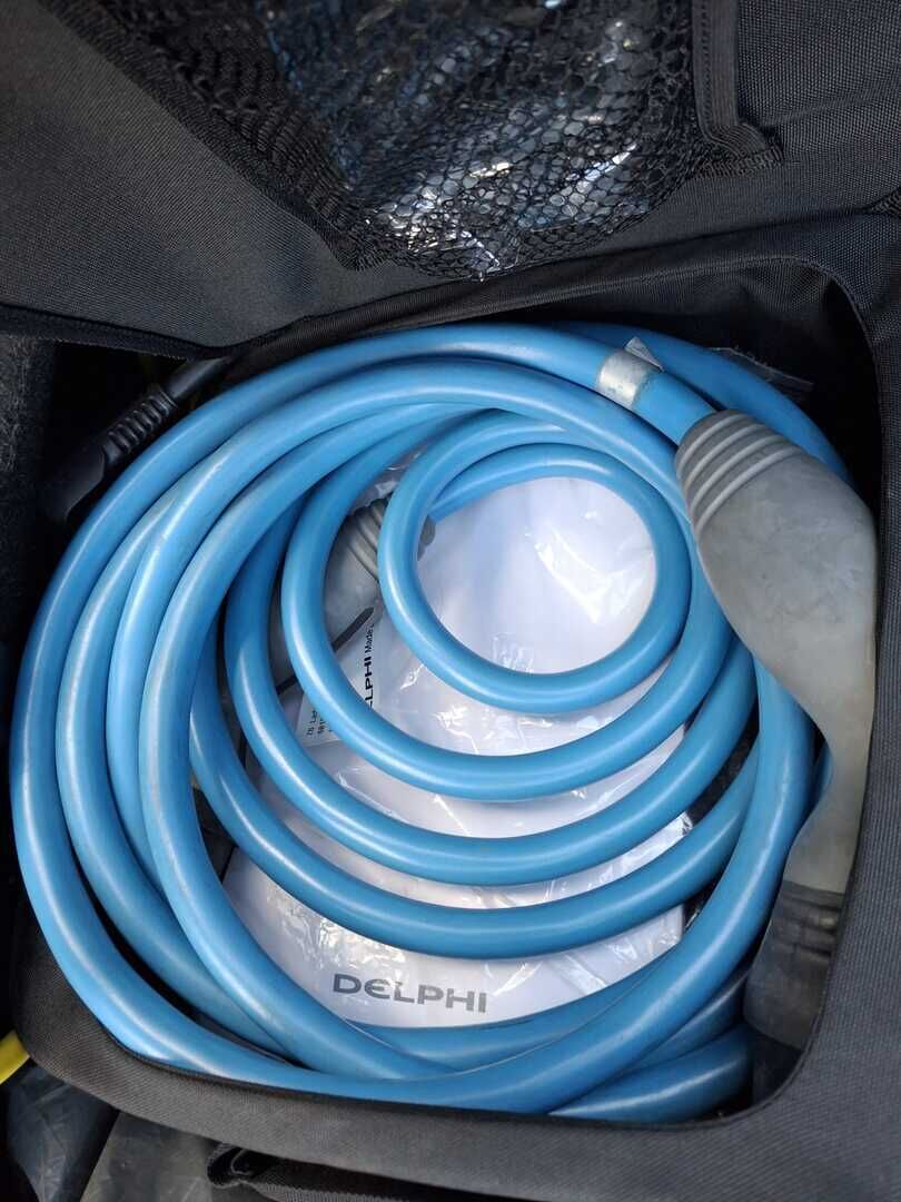 BMW 330 2018 Valkoinen