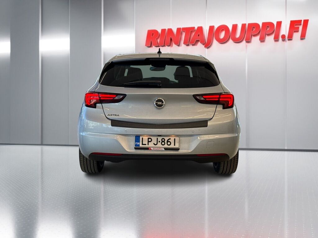 Opel Astra 2021 Hopea